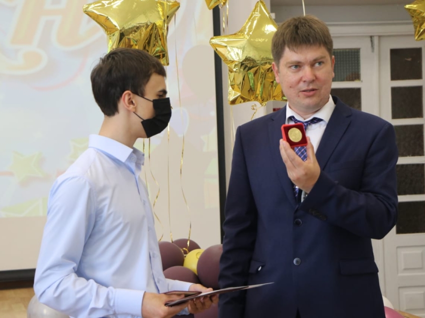 Выпускник из Забайкалья отмечен федеральной медалью за успехи в обучении